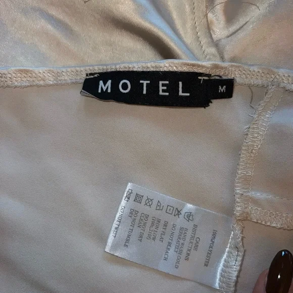 Motel Rocks Top - Picture 2 of 2